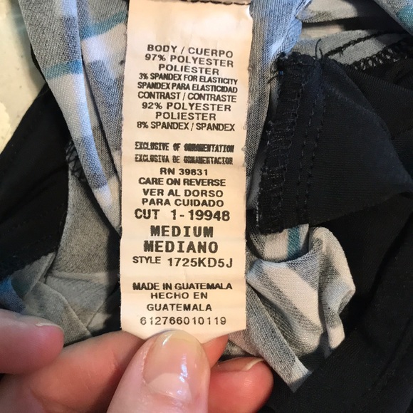 🖤4/$20! Sexy, Patterned Halter Top! 🖤💙 - Picture 6 of 7